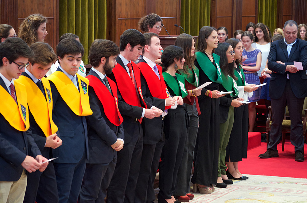 apertura-alumni-college