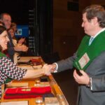 becas-alumni-college