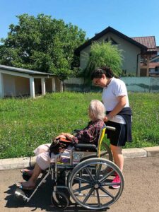 voluntariado-bucarest-alumni-college
