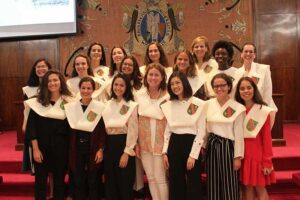 apertura-alumni-college