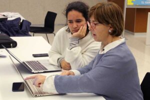 estudio-alumni-college
