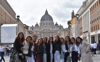 UNIV 2023: «LA PARADOJA DE LA FELICIDAD»